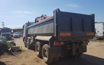 How to Choose the Right Grab Lorry Size for Your Project